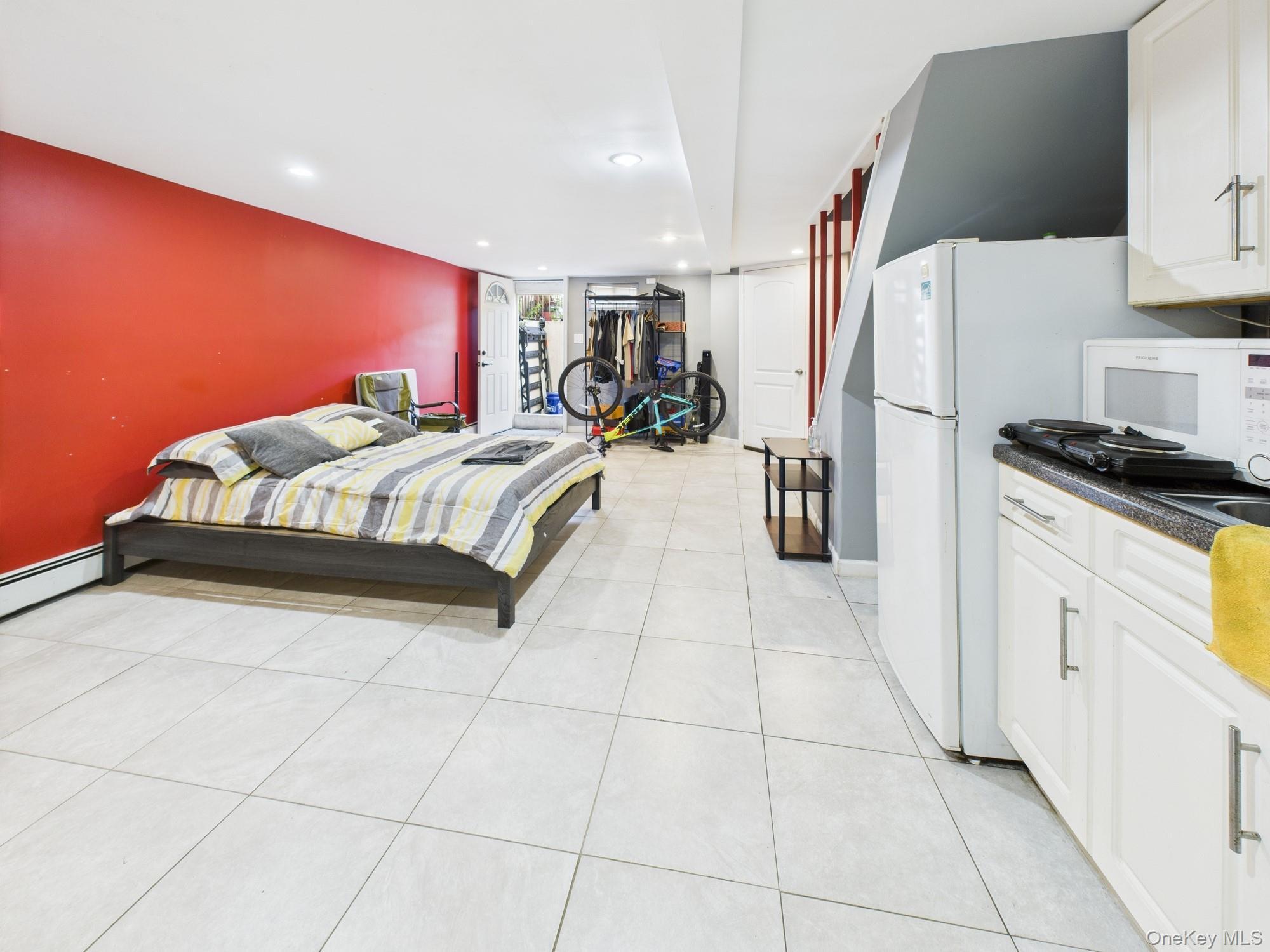 Single Family 223rd Bronx, NY 10466, MLS-852550-22