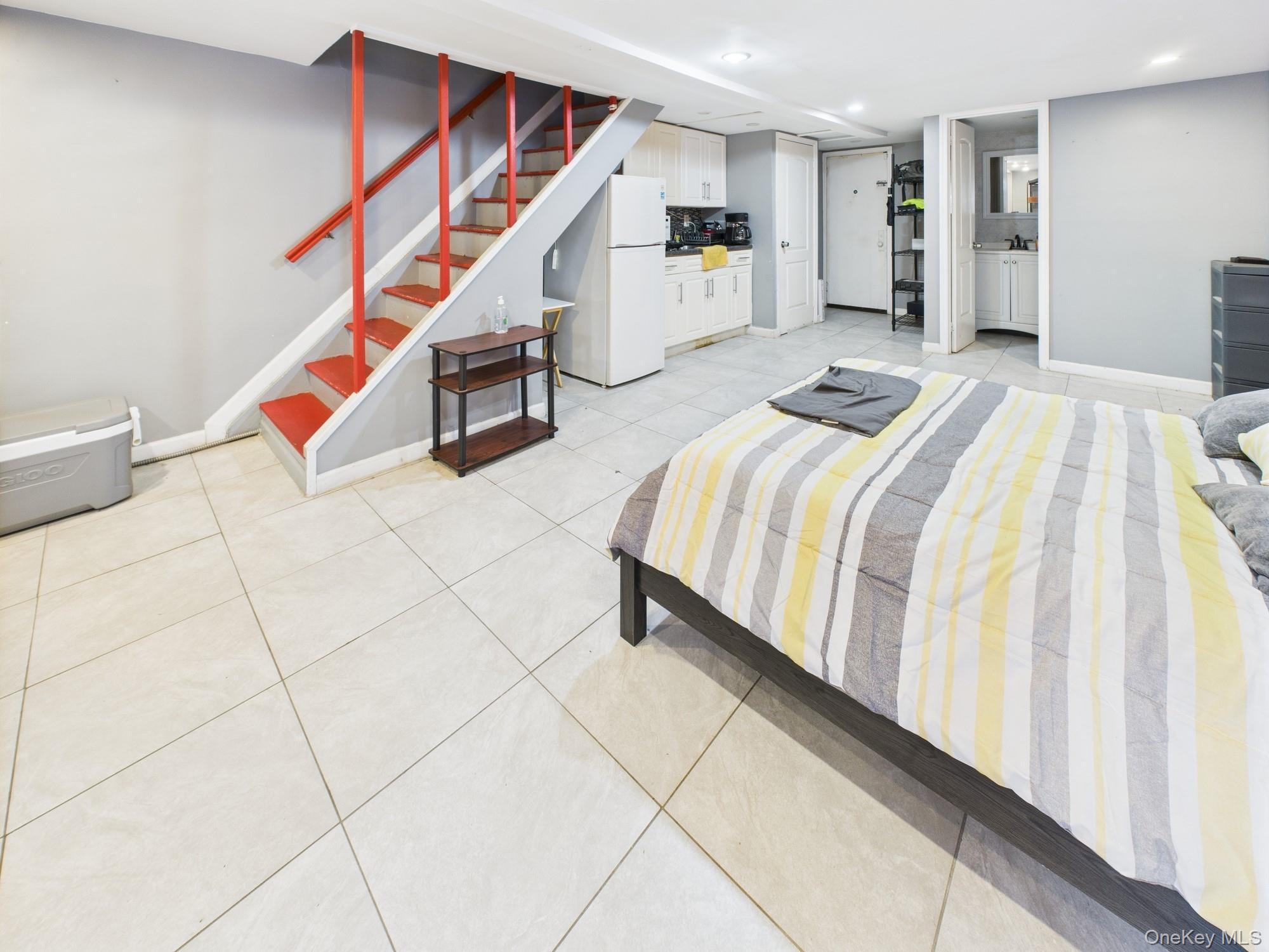 Single Family 223rd Bronx, NY 10466, MLS-852550-24