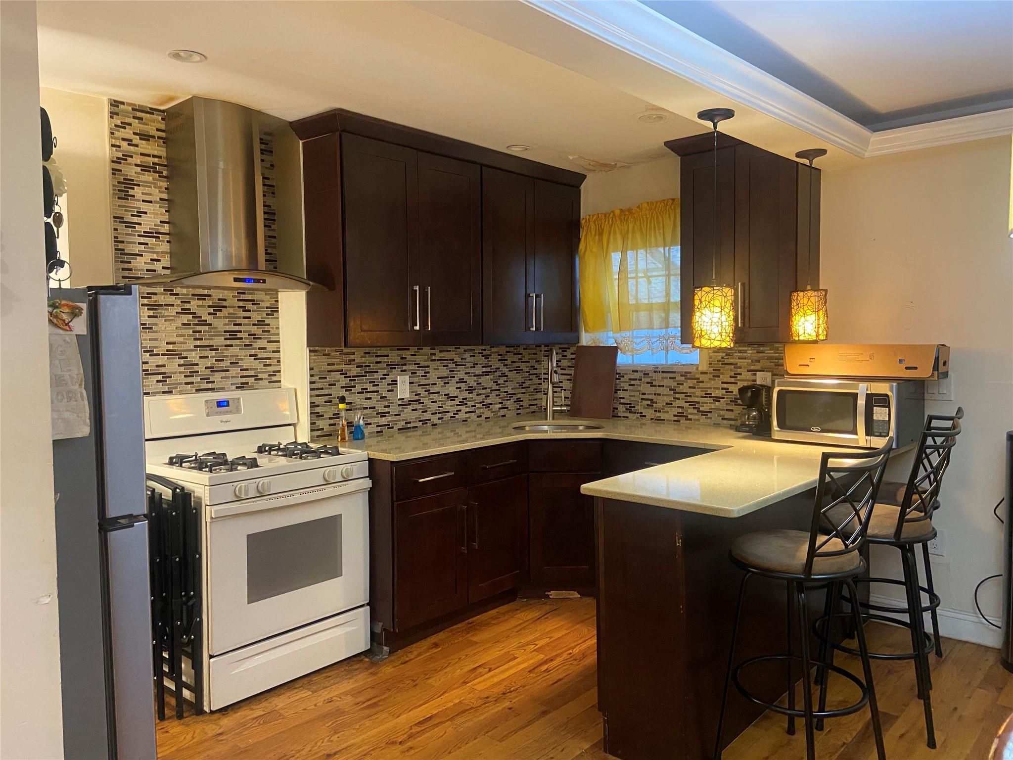 Single Family 223rd  Bronx, NY 10466, MLS-852550-6