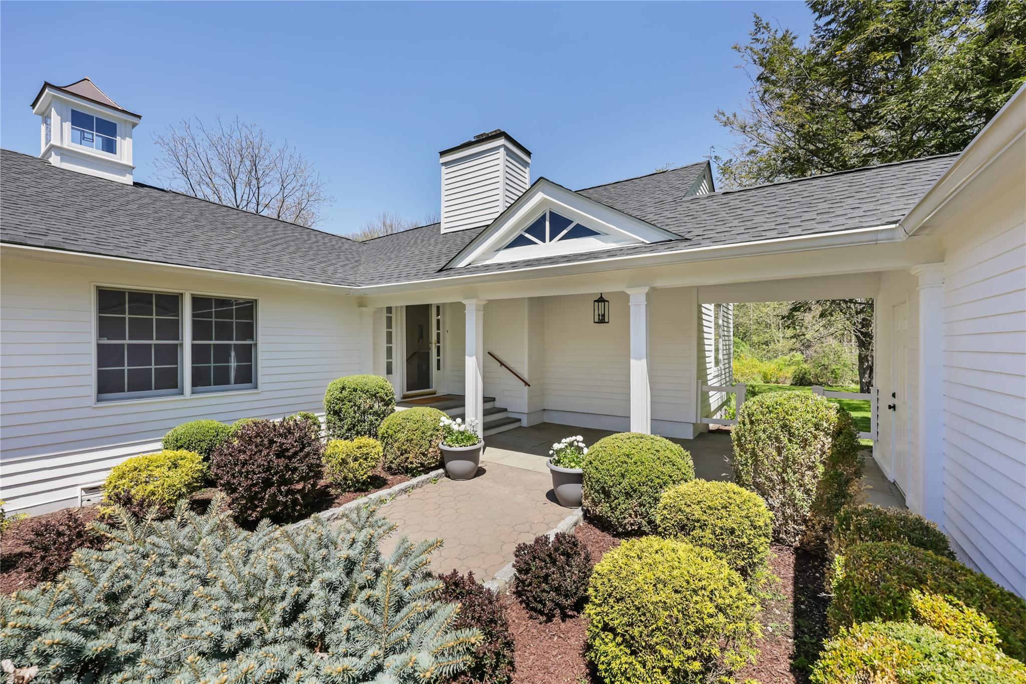 Single Family South Brook  Westchester County, NY 10506, MLS-852552-2