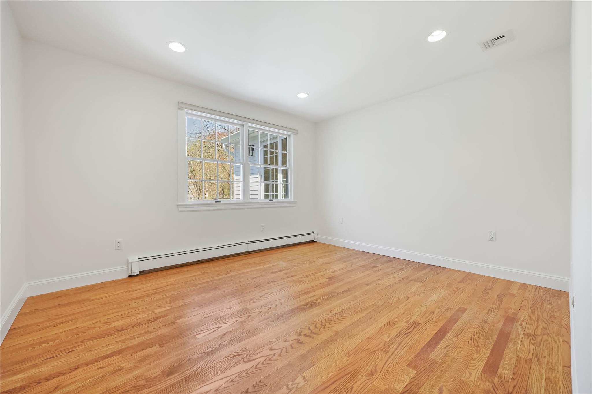 Single Family South Brook  Westchester County, NY 10506, MLS-852552-25