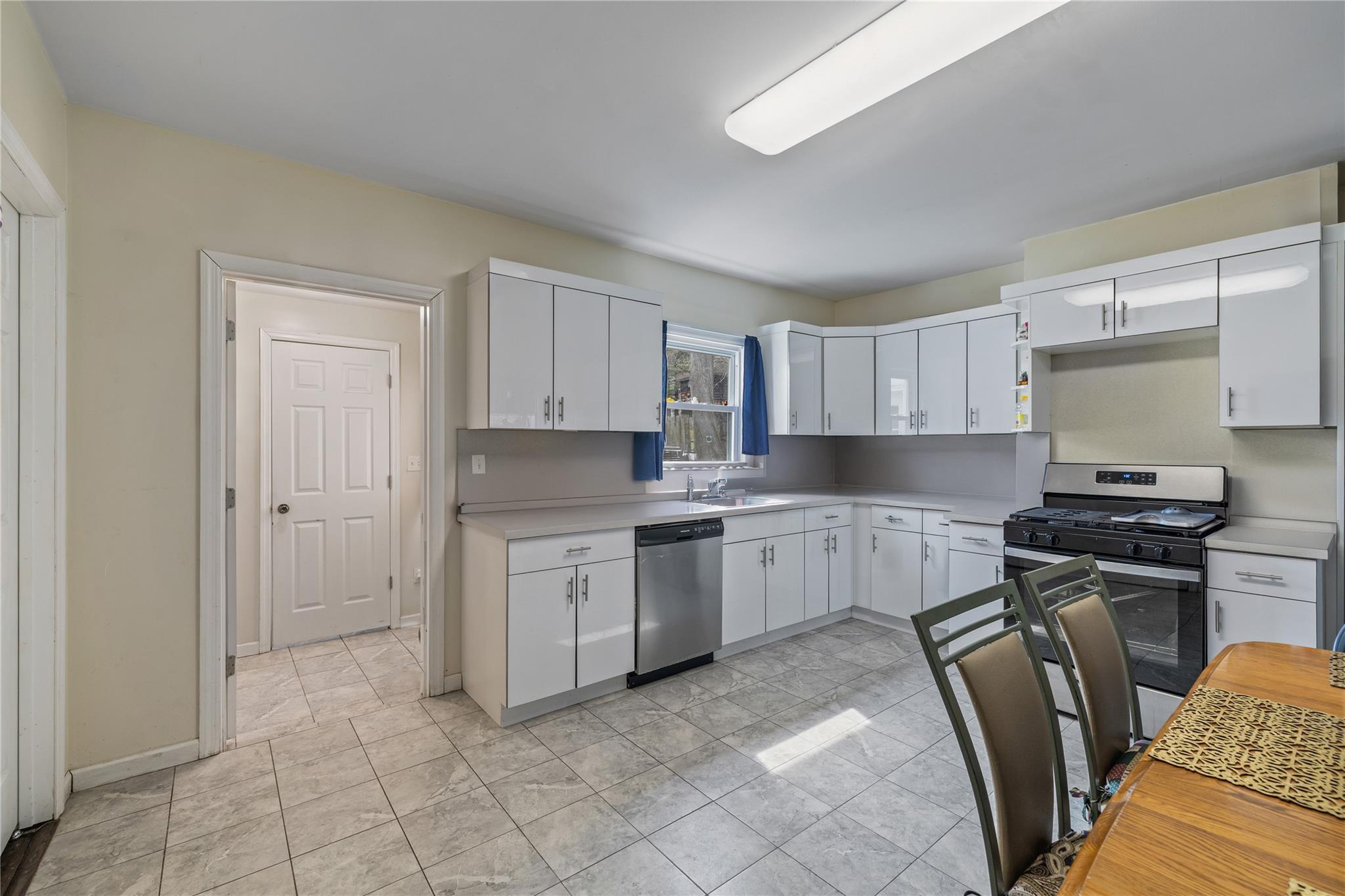 Single Family Boulderberg  Rockland County, NY 10986, MLS-852553-10