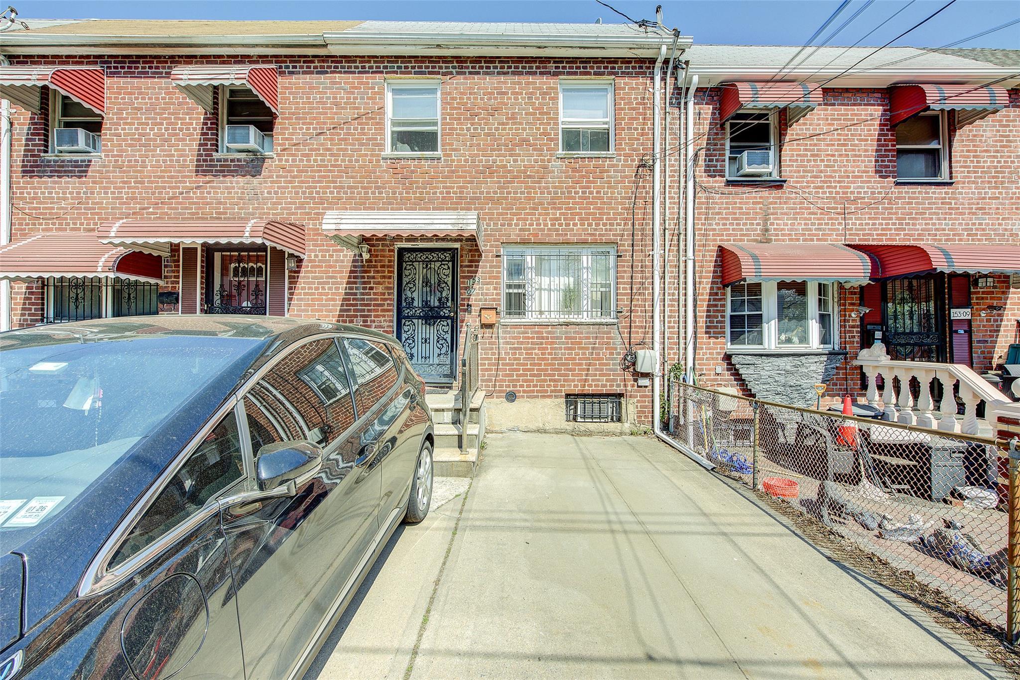Single Family Arlington Terrace  Queens, NY 11433, MLS-852571-2
