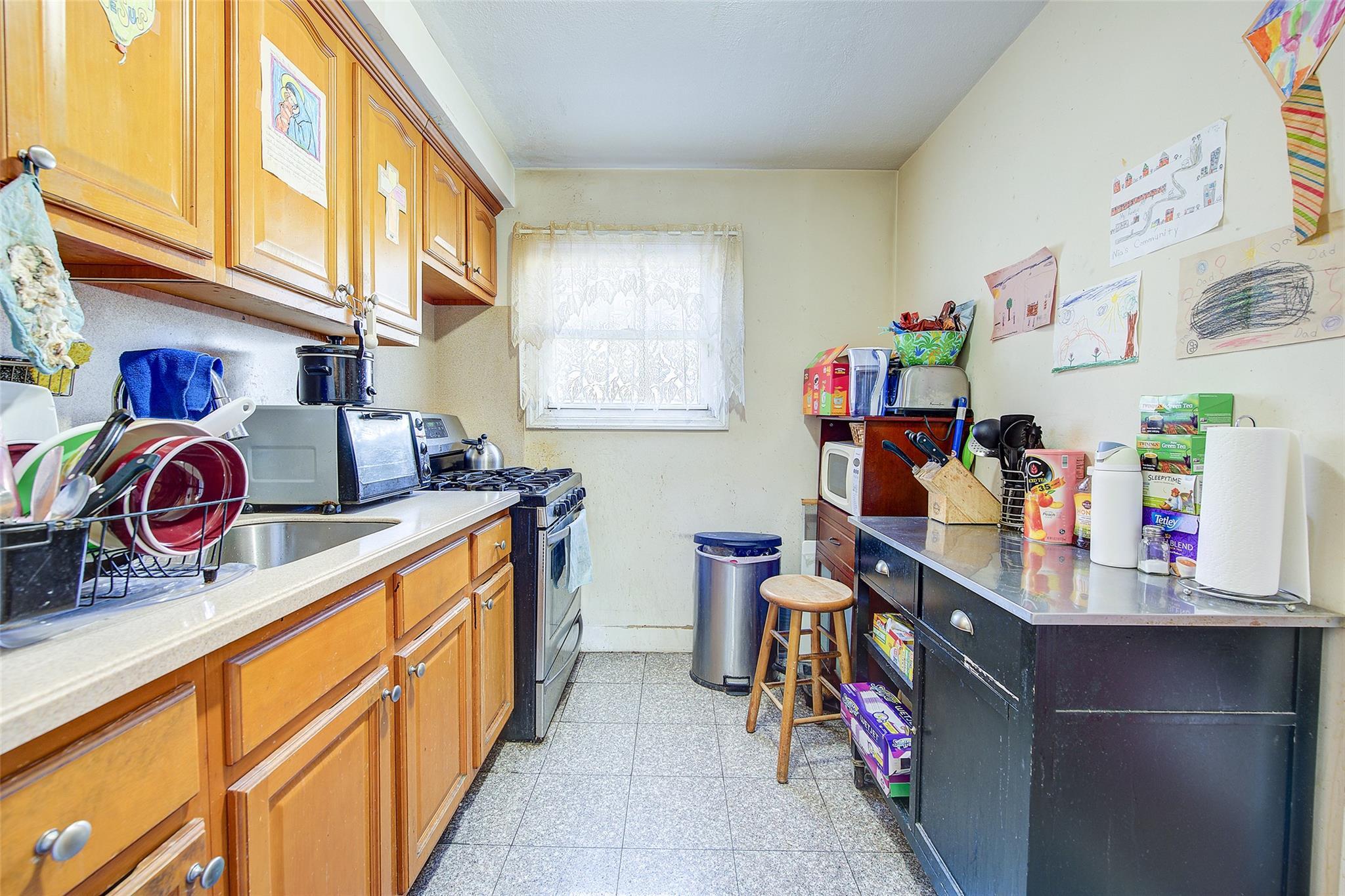 Single Family Arlington Terrace  Queens, NY 11433, MLS-852571-6