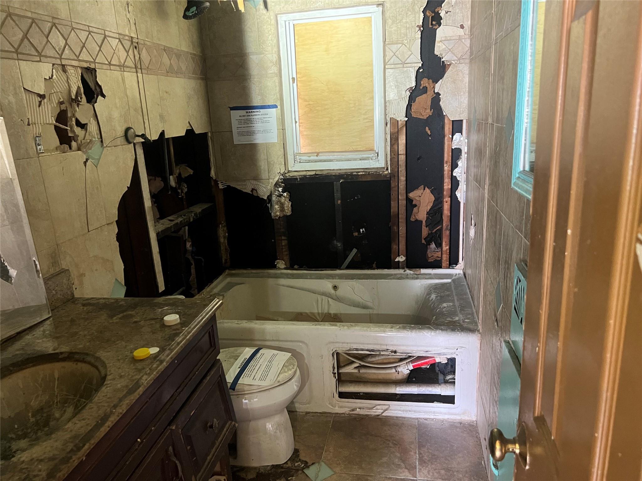 Single Family Parkhurst  Nassau County, NY 11003, MLS-852577-7