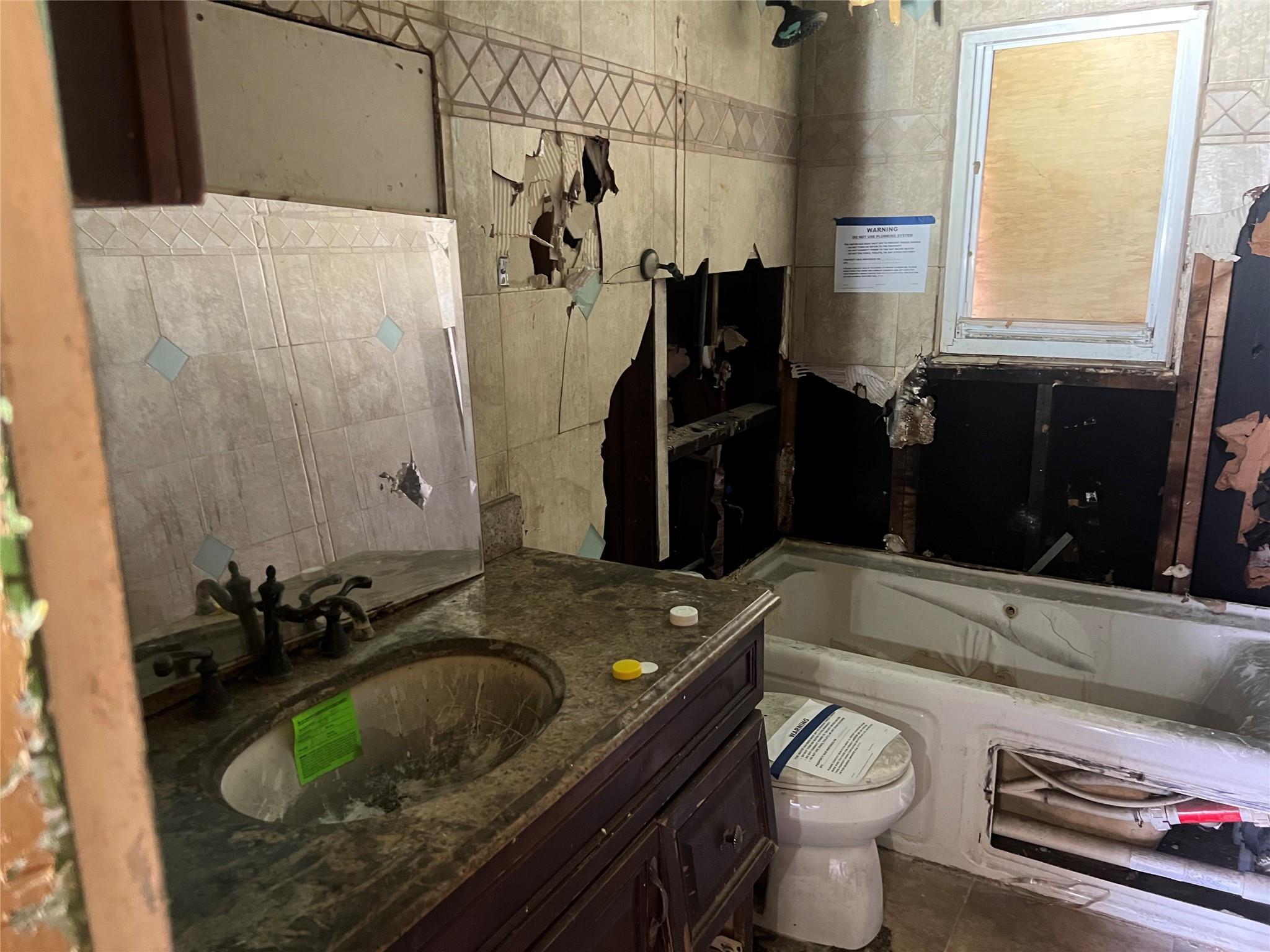 Single Family Parkhurst  Nassau County, NY 11003, MLS-852577-8