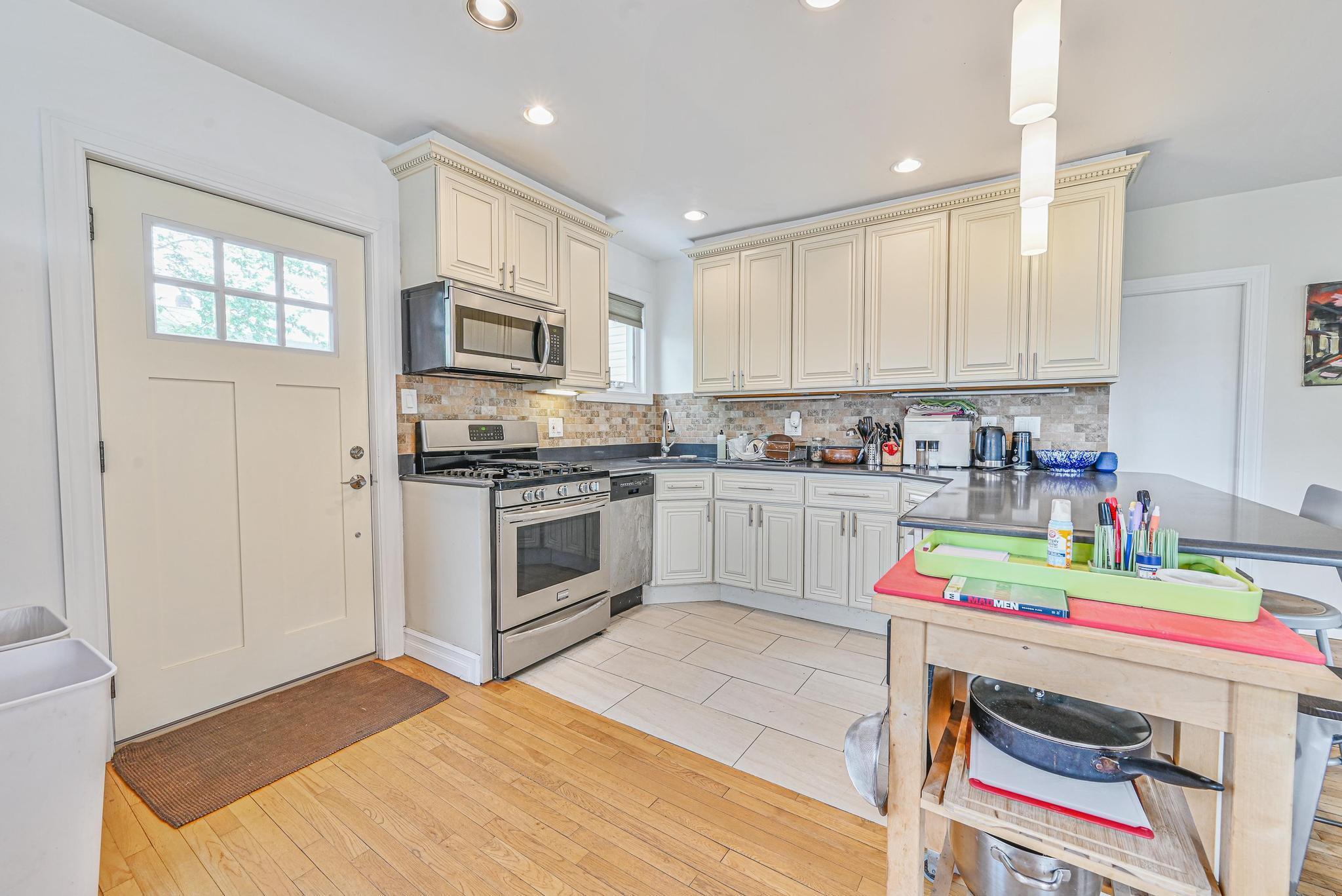 Single Family Beach 87th  Queens, NY 11693, MLS-852583-6