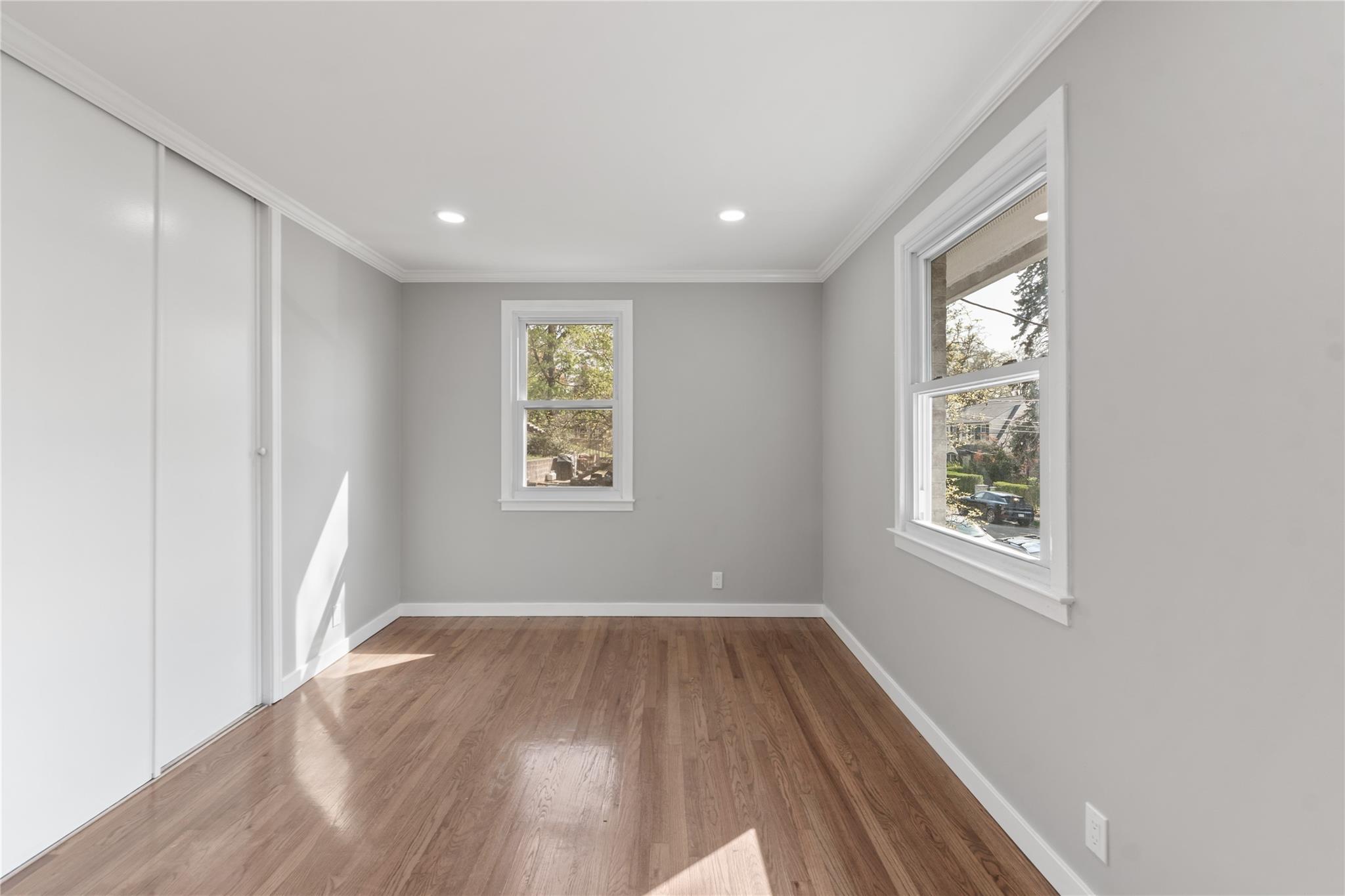 Single Family Courter  Westchester County, NY 10705, MLS-852590-10