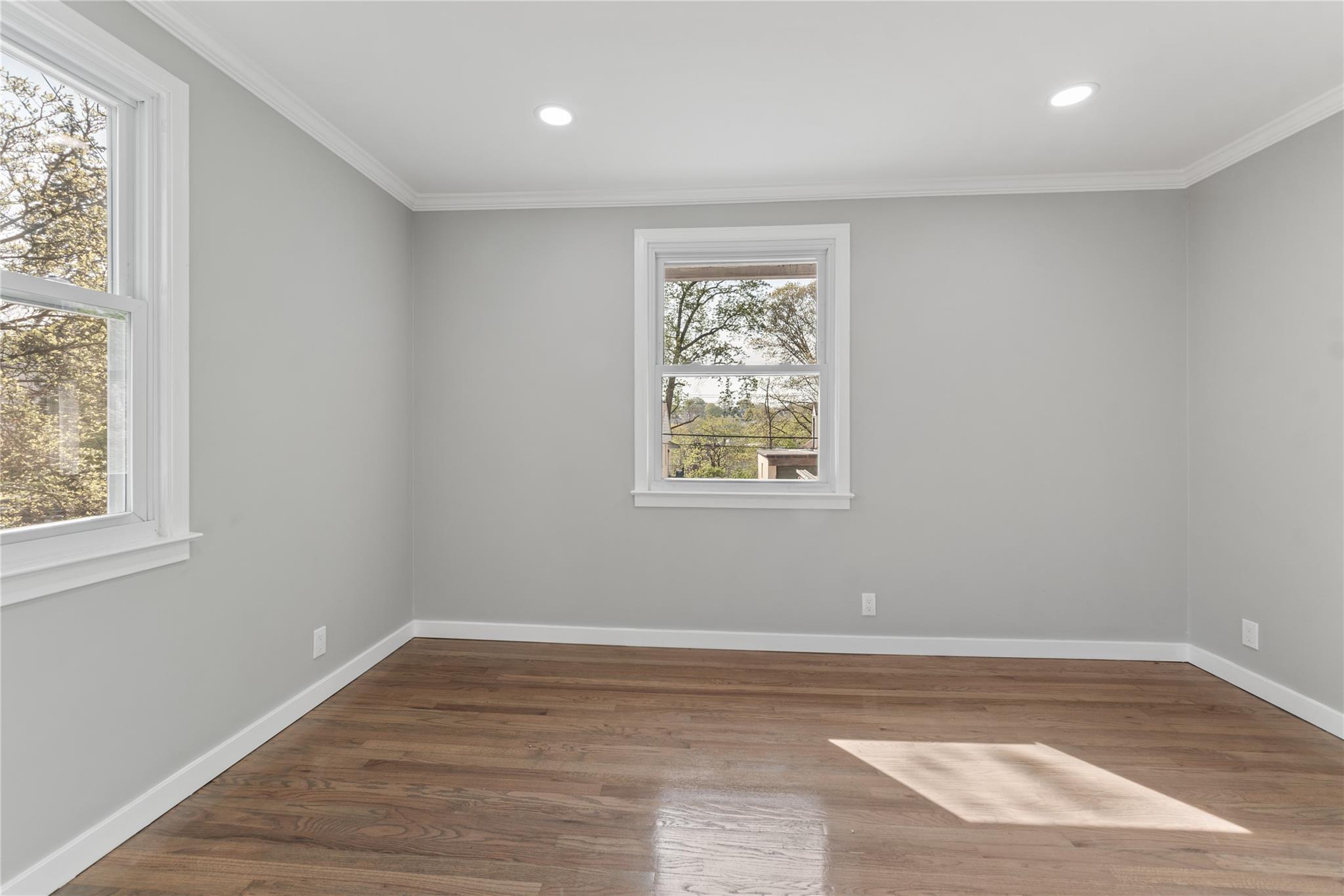 Single Family Courter  Westchester County, NY 10705, MLS-852590-11
