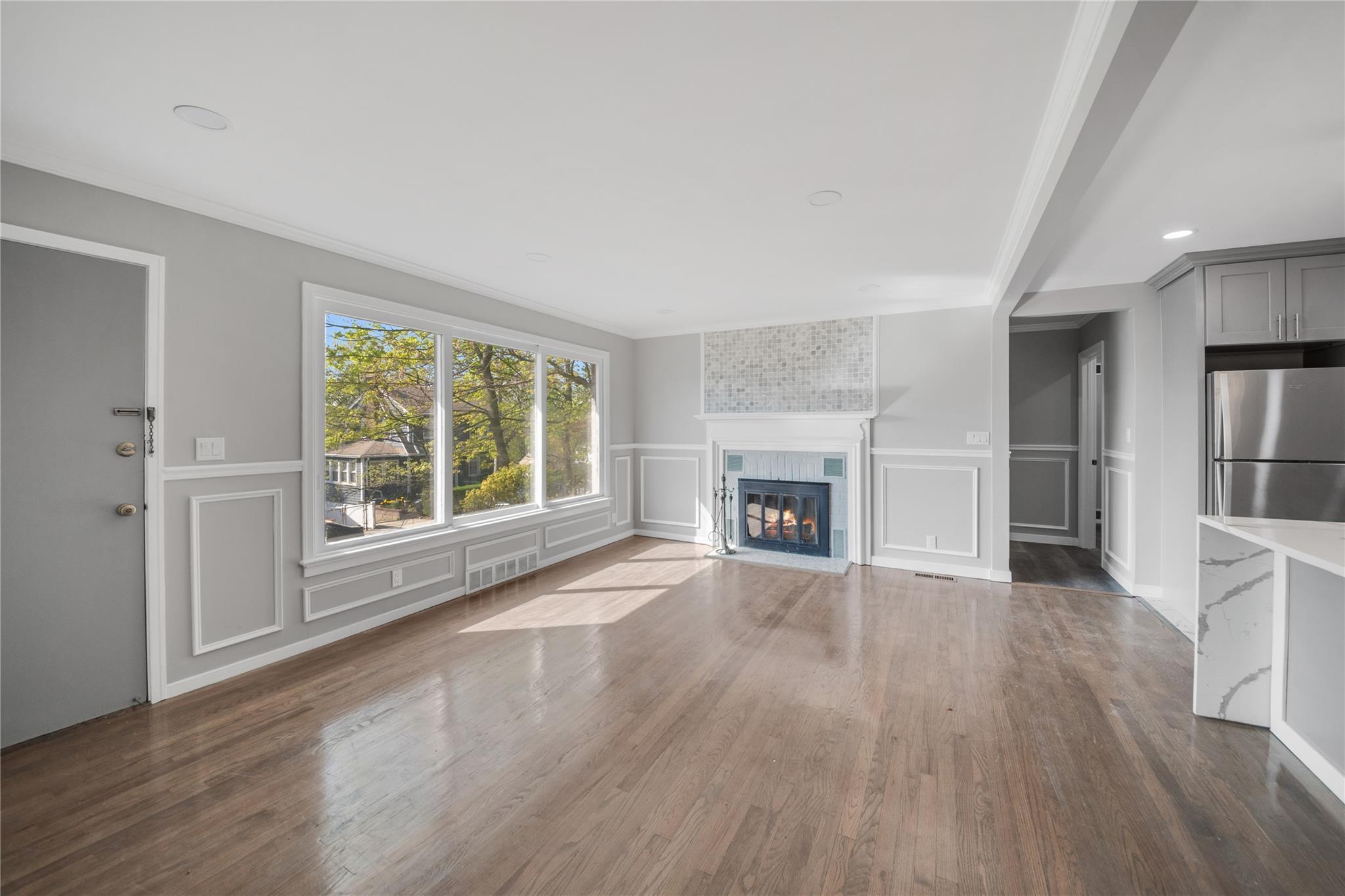 Single Family Courter  Westchester County, NY 10705, MLS-852590-3