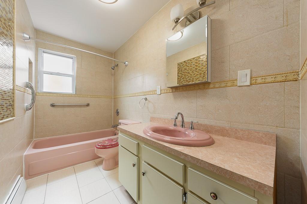 Single Family 230th  Queens, NY 11413, MLS-852591-19