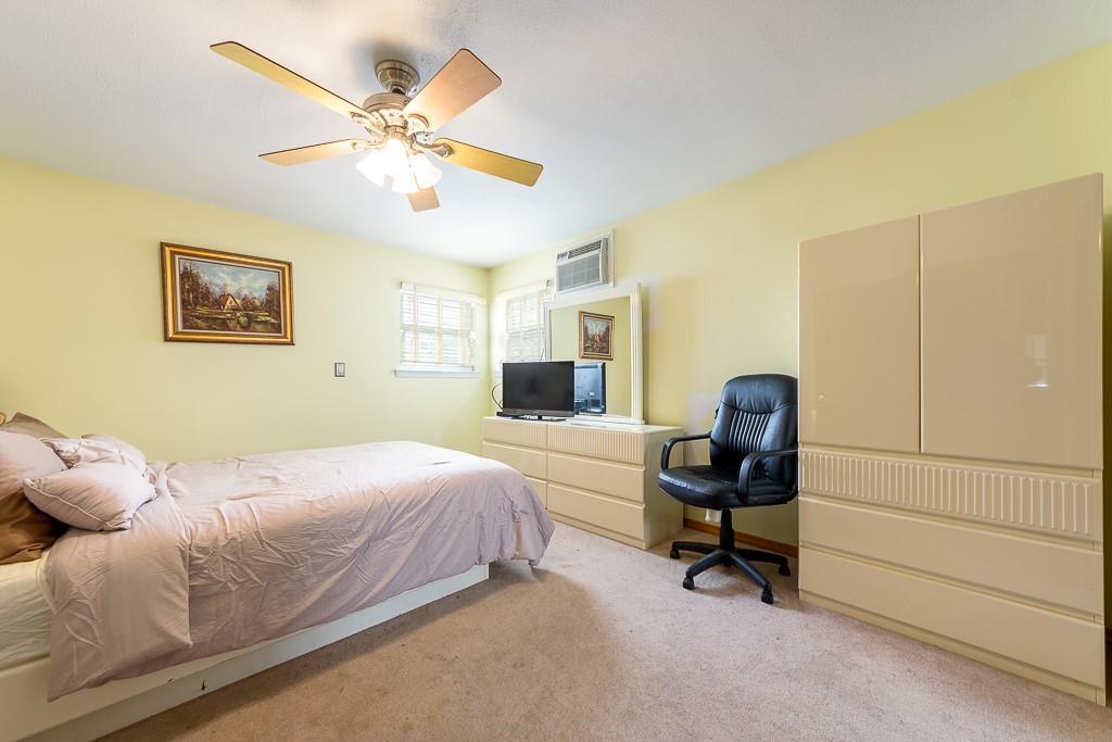 Single Family 230th  Queens, NY 11413, MLS-852591-8