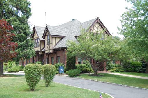 Single Family Stonytown  Nassau County, NY 11030, MLS-852594-38