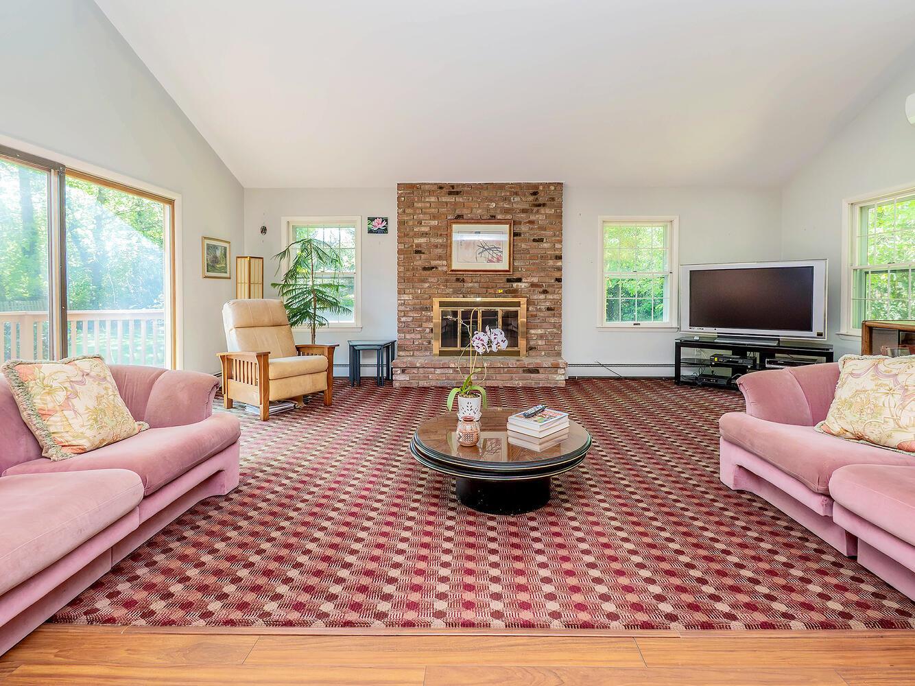 Single Family Stonytown  Nassau County, NY 11030, MLS-852594-6
