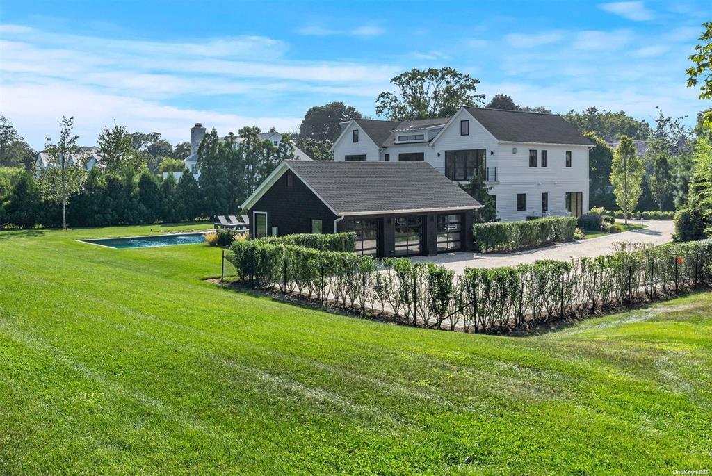 Single Family Main  Suffolk County, NY 11968, MLS-852599-26