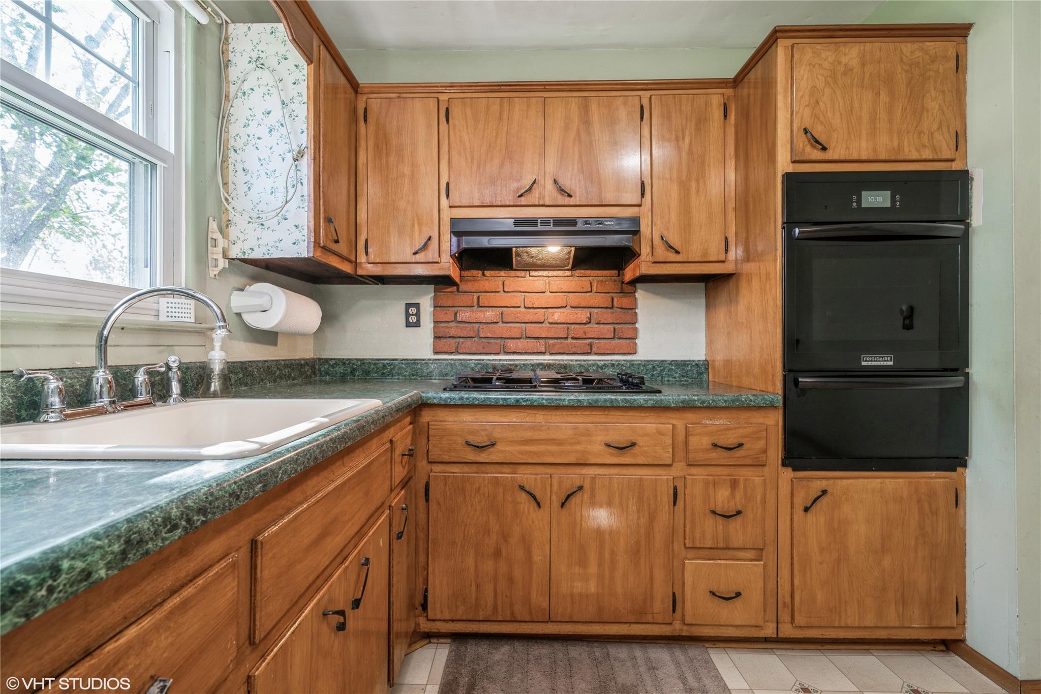 Single Family Douglas  Orange County, NY 10992, MLS-852606-5