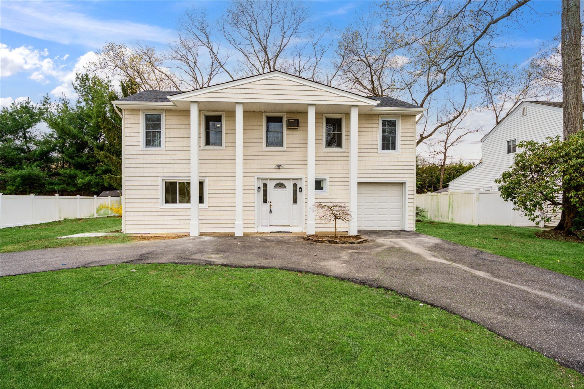Single Family Pinewood  Suffolk County, NY 11725, MLS-852620-3