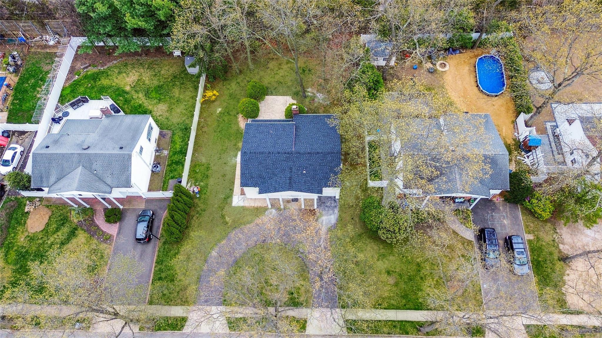 Single Family Pinewood  Suffolk County, NY 11725, MLS-852620-6