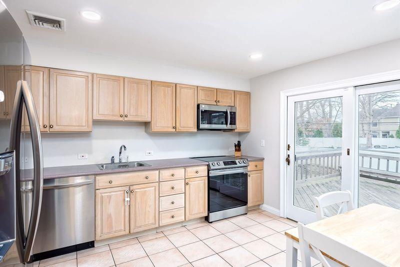 Single Family Decatur  Nassau County, NY 11710, MLS-852633-27