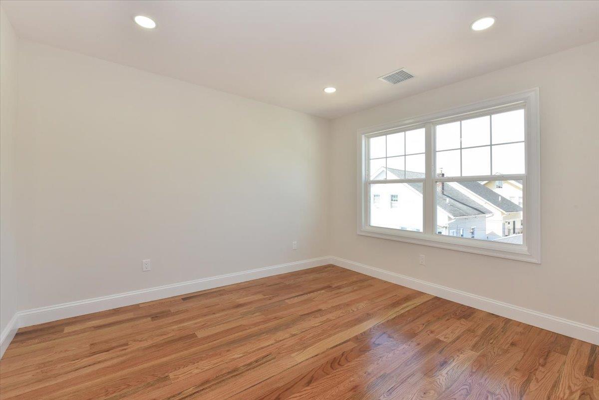Single Family Hewlett  Nassau County, NY 11550, MLS-852643-19
