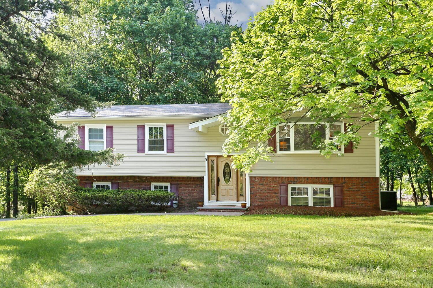 Single Family Augur  Rockland County, NY 10901, MLS-852650-40