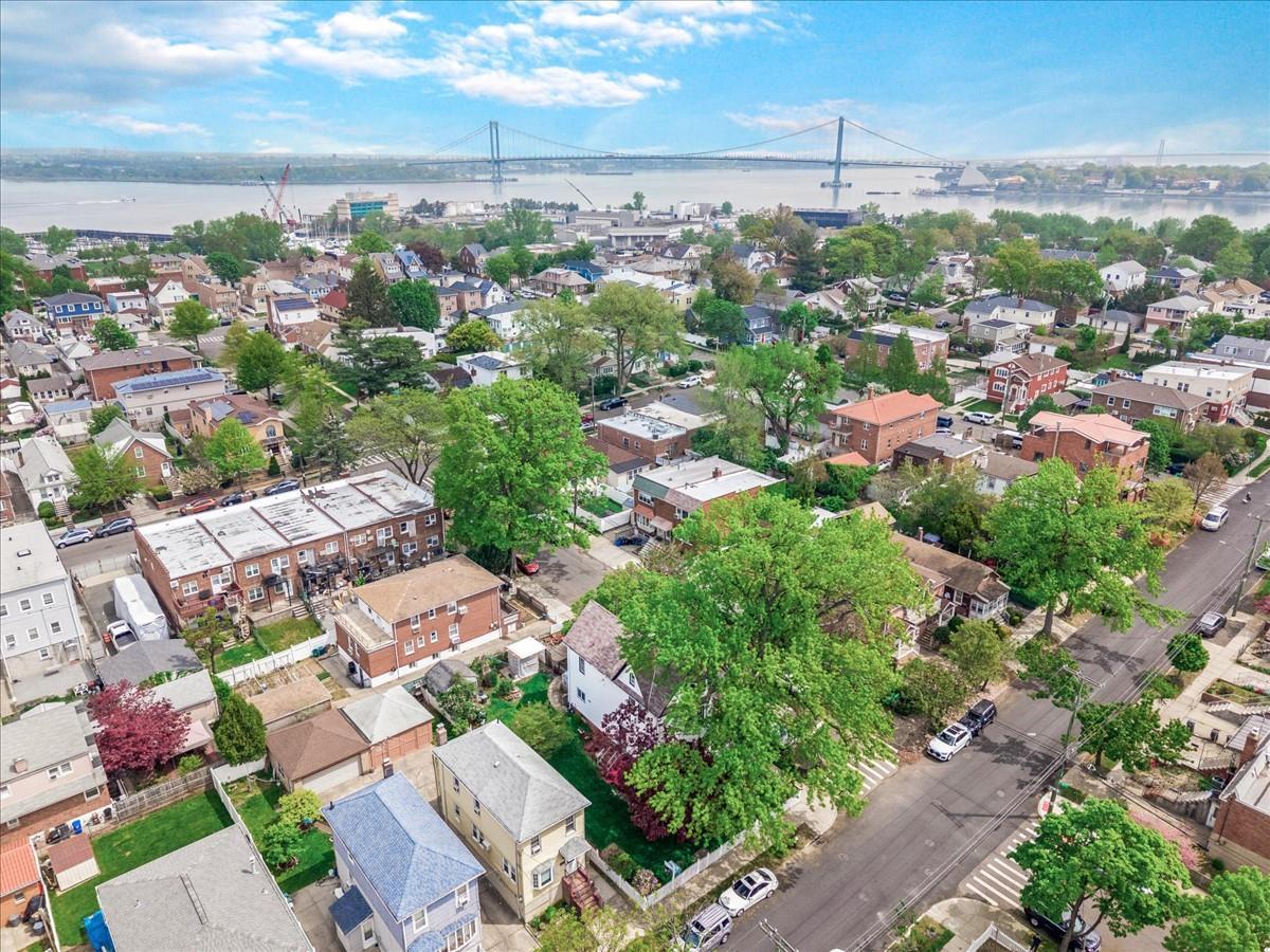 Single Family 7  Queens, NY 11356, MLS-852653-29