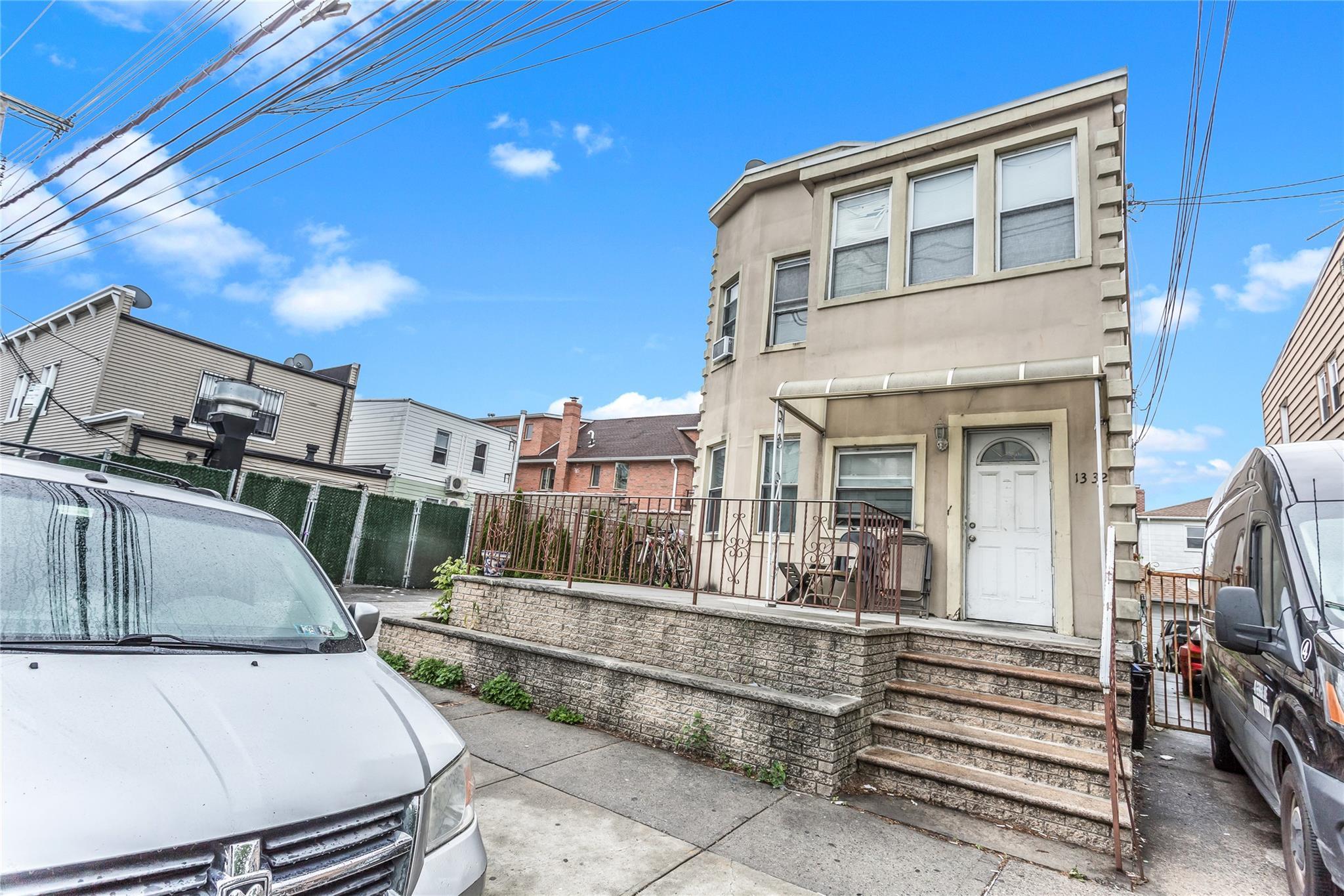Single Family 130th  Queens, NY 11356, MLS-852682-2