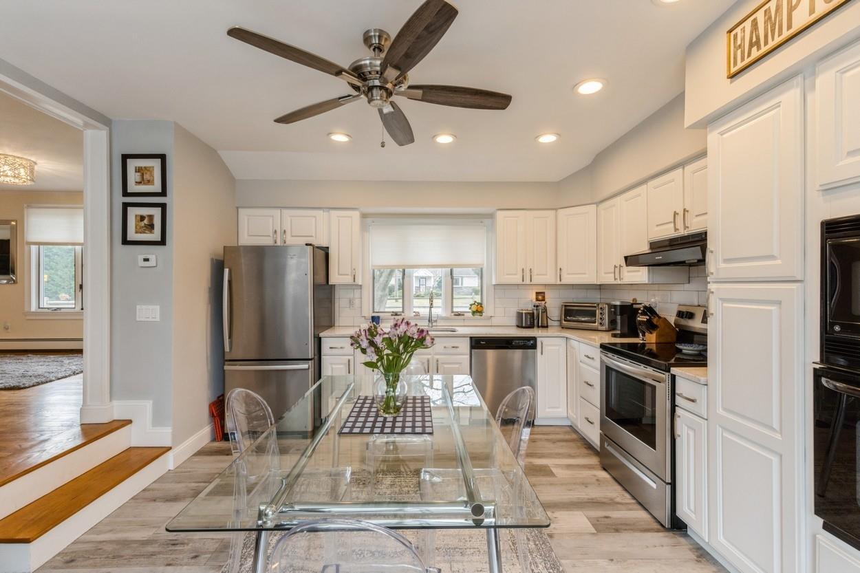 Single Family Gravel Hill  Suffolk County, NY 11946, MLS-852703-6
