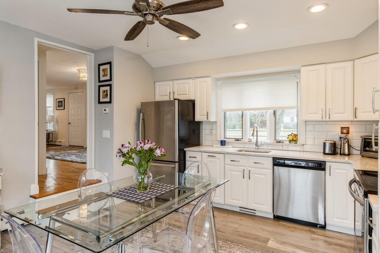 Single Family Gravel Hill  Suffolk County, NY 11946, MLS-852703-7