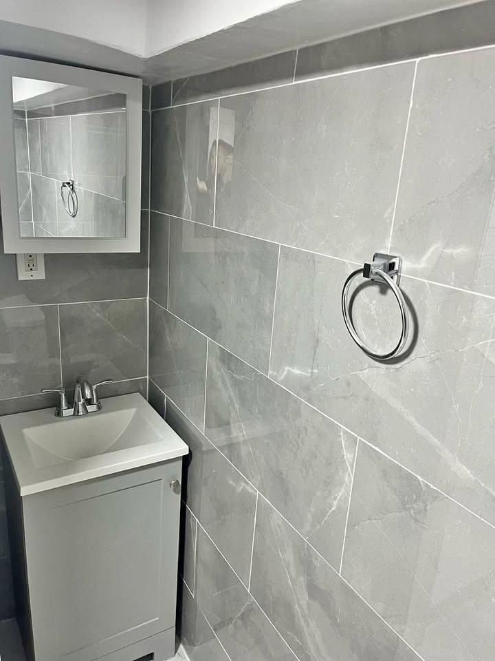 Apartment 113th  Queens, NY 11433, MLS-852708-6
