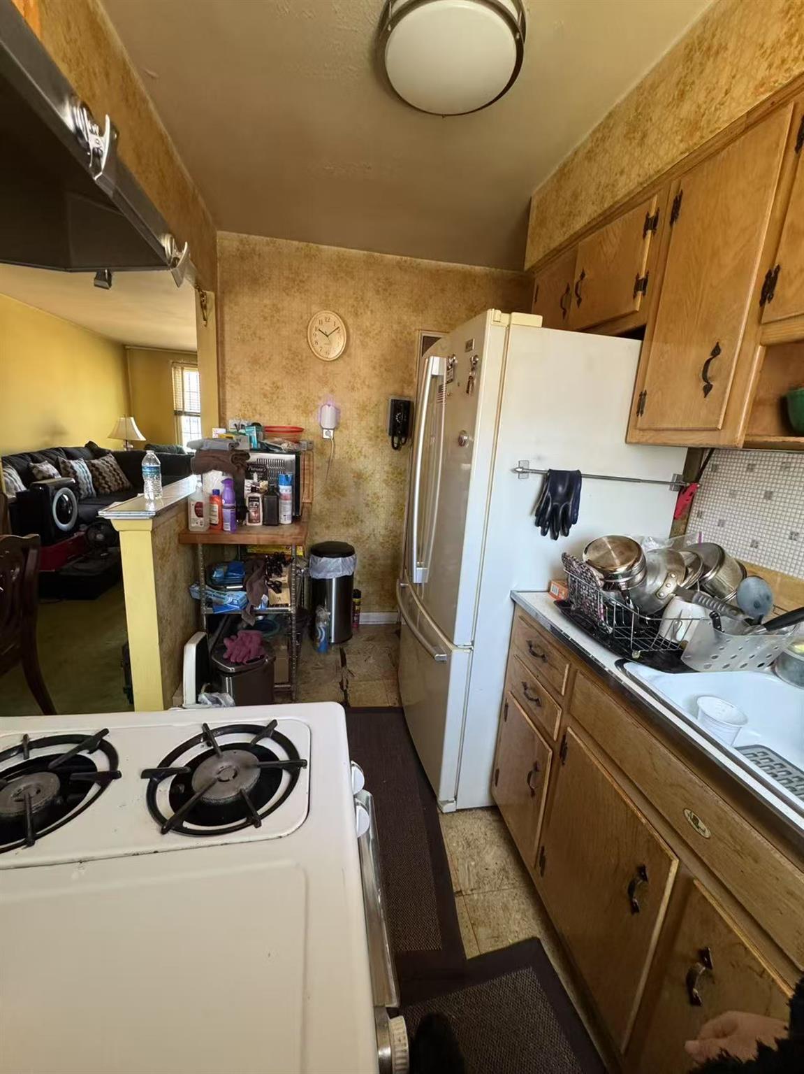 Single Family Brinsmade  Bronx, NY 10465, MLS-852711-7