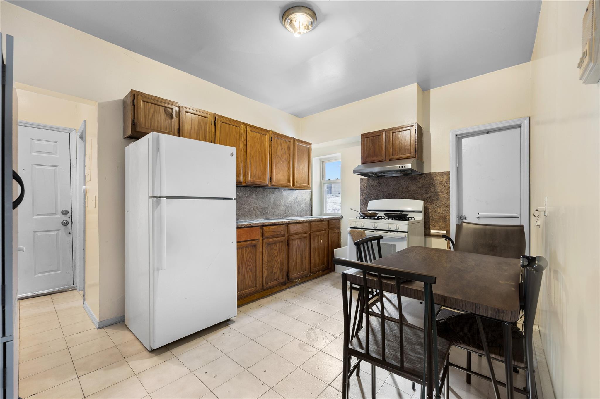 Commercial Sale 77th  Brooklyn, NY 11214, MLS-852721-8