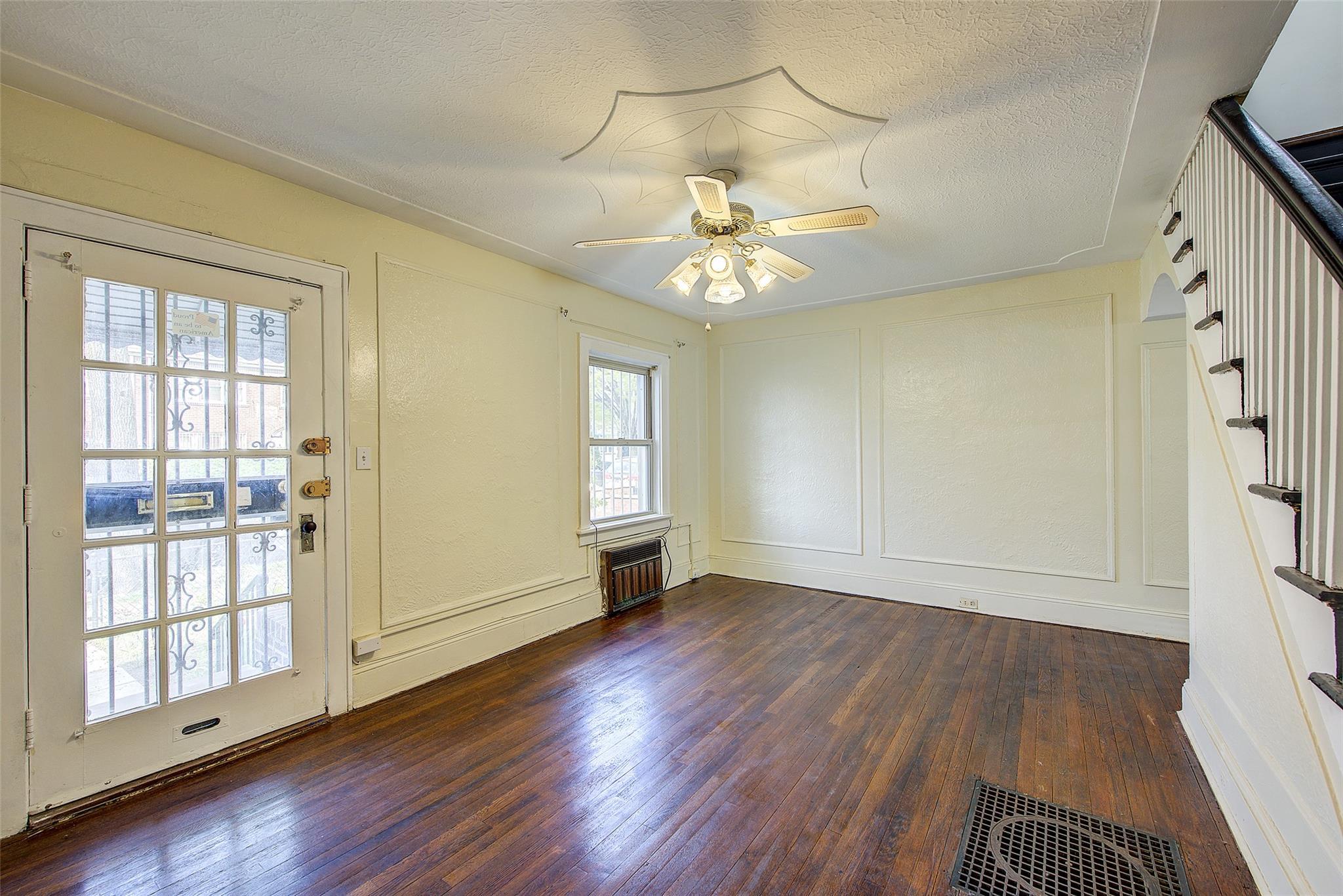 Single Family 54th  Queens, NY 11377, MLS-852742-9