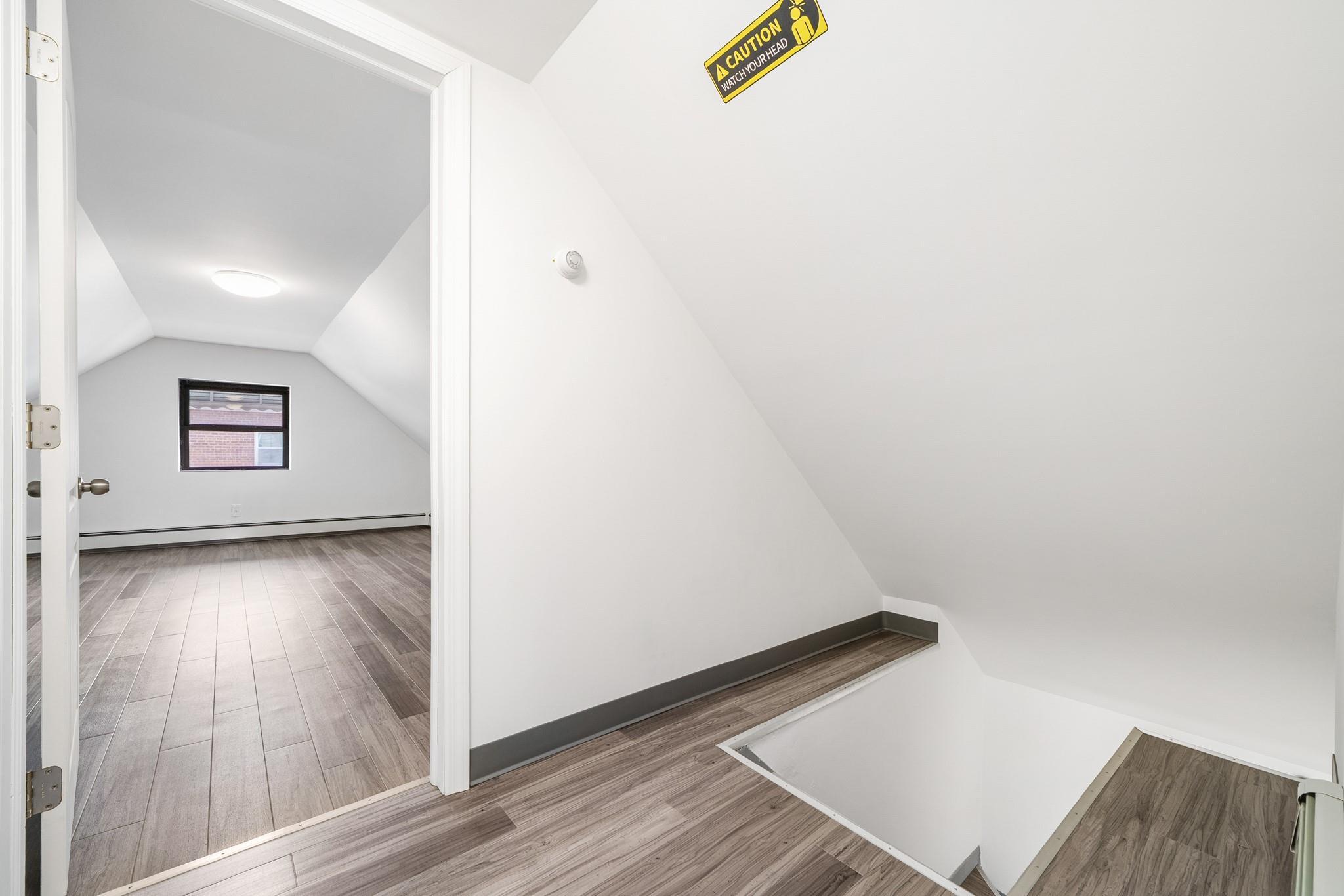 Single Family Quincy  Bronx, NY 10465, MLS-852749-20