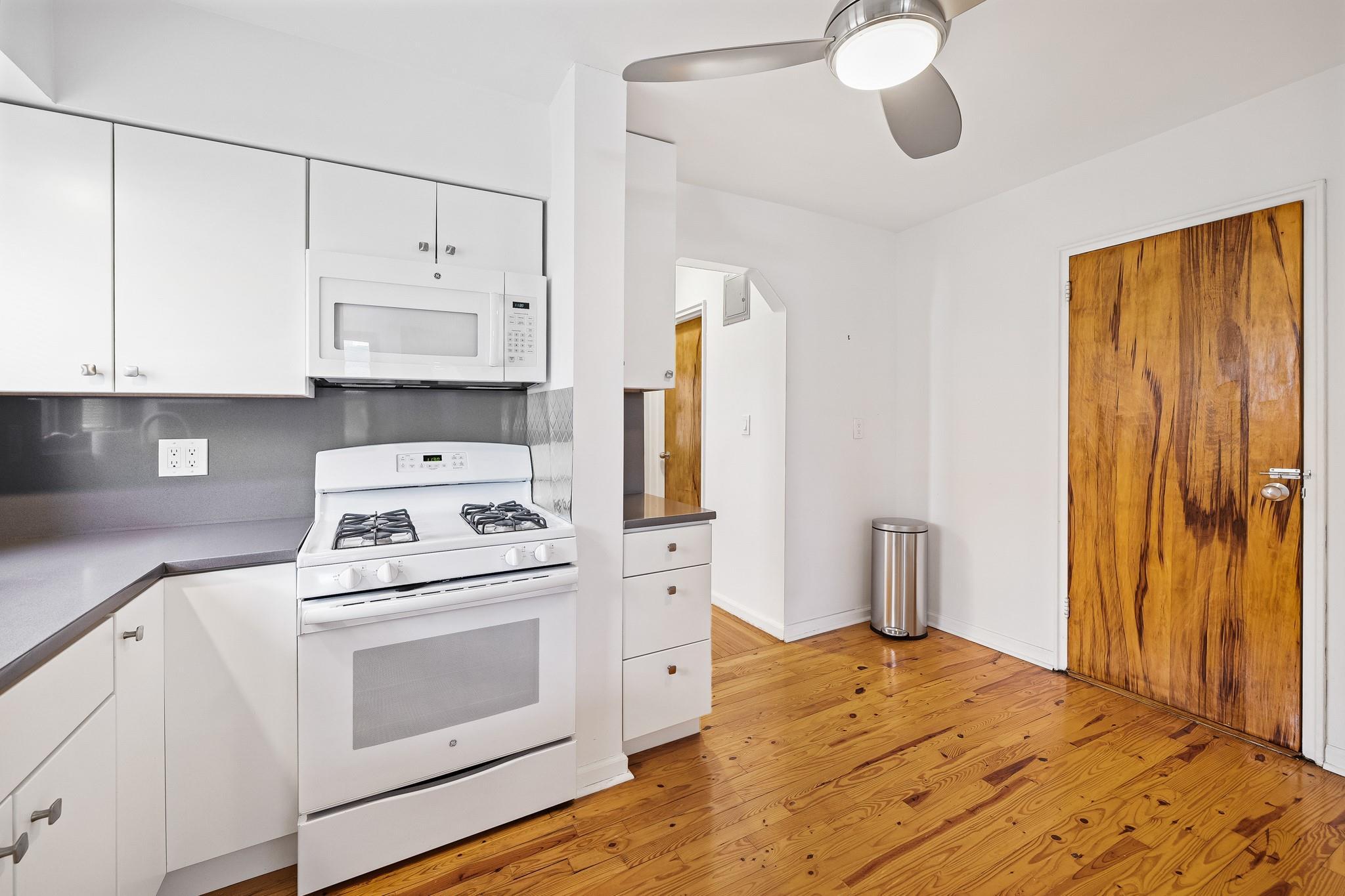 Single Family Quincy  Bronx, NY 10465, MLS-852749-26