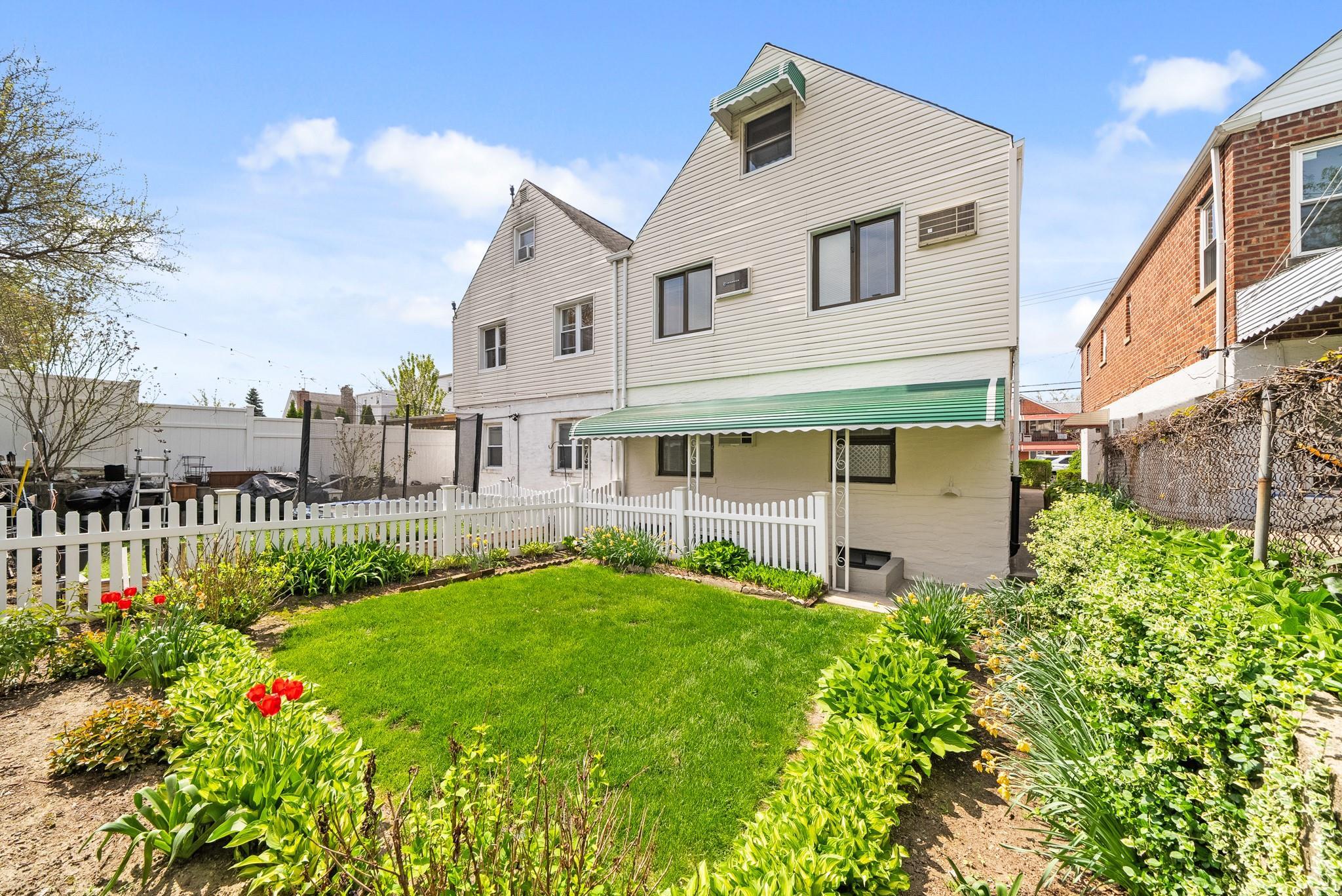 Single Family Quincy  Bronx, NY 10465, MLS-852749-38