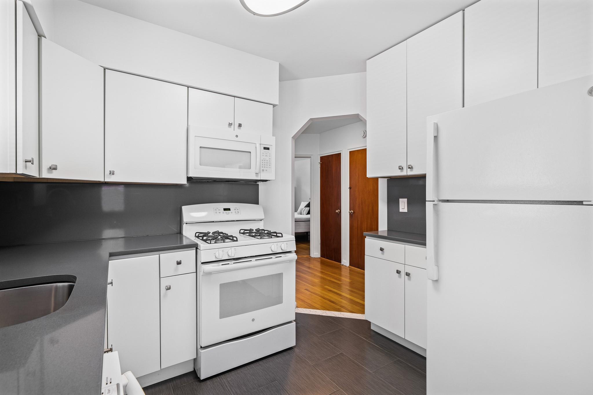 Single Family Quincy  Bronx, NY 10465, MLS-852749-7