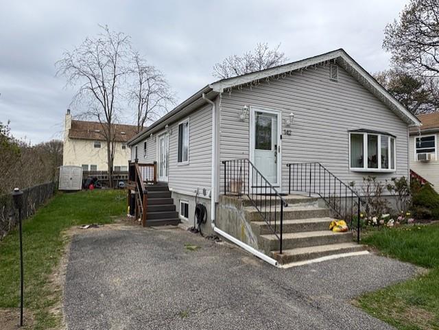Single Family North 27  Suffolk County, NY 11798, MLS-852753-2