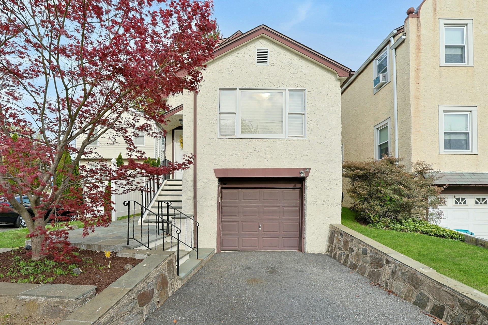 Single Family Rosedale  Westchester County, NY 10801, MLS-852757-2