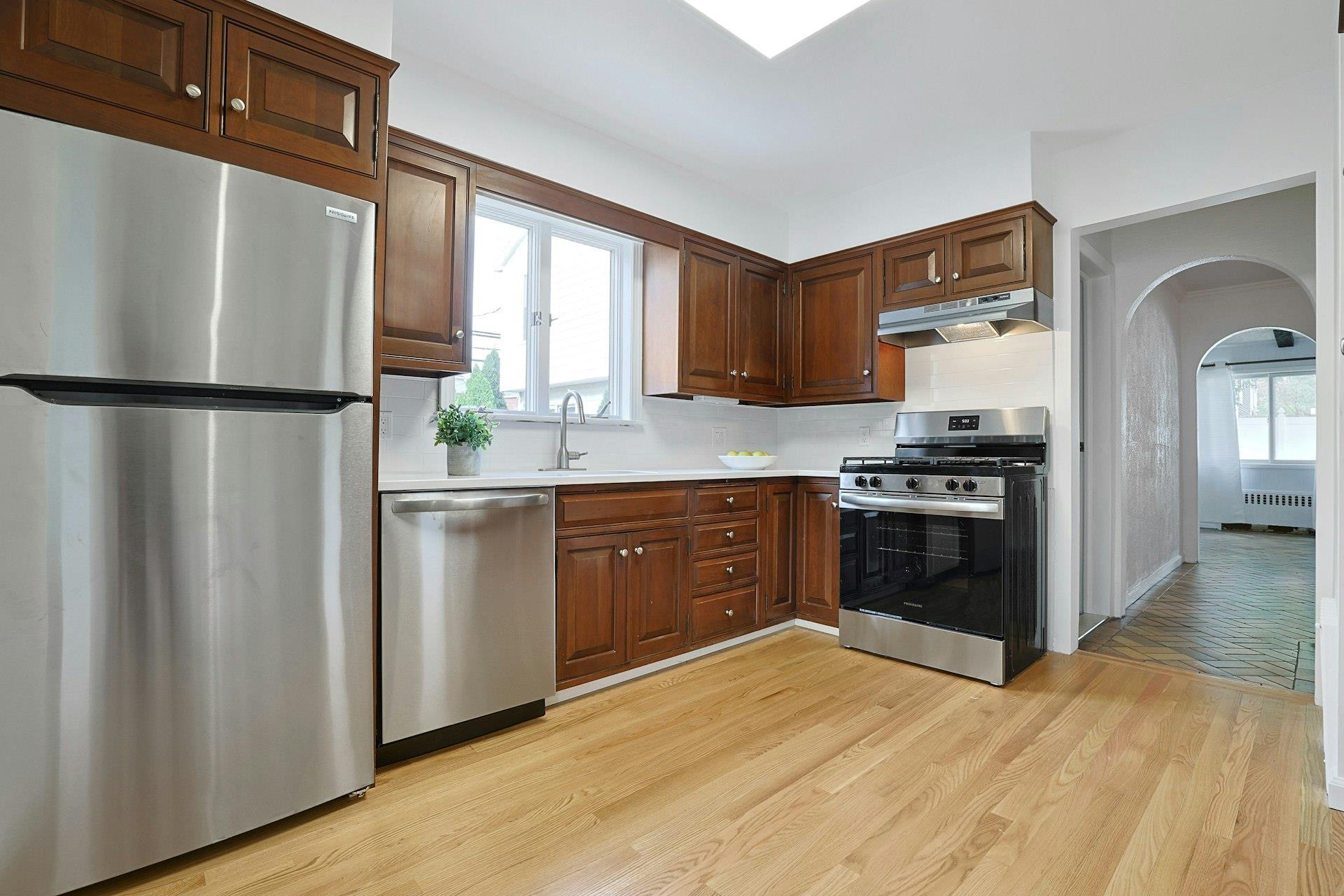 Single Family Rosedale  Westchester County, NY 10801, MLS-852757-7