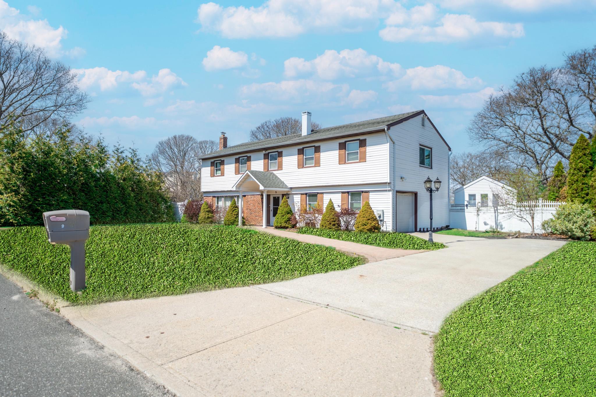 Single Family Michael  Suffolk County, NY 11720, MLS-852776-26