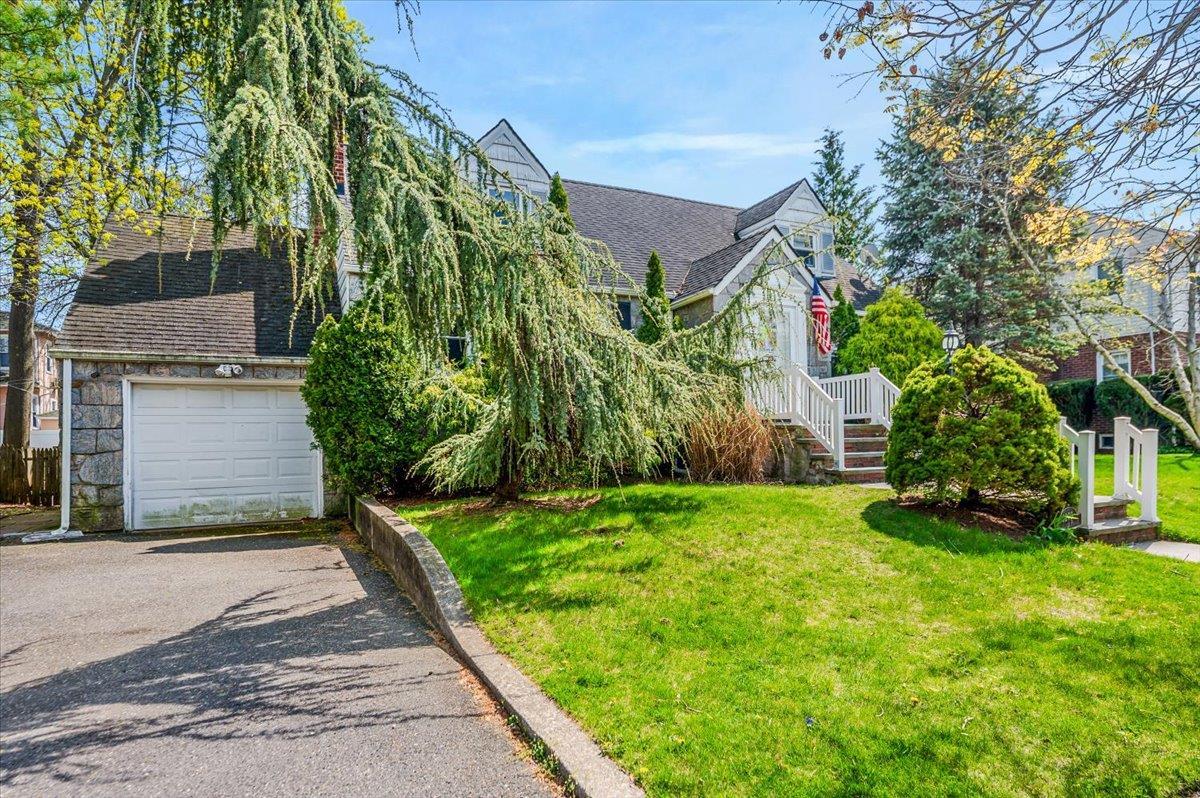 Single Family Sturlane  Nassau County, NY 11557, MLS-852783-26