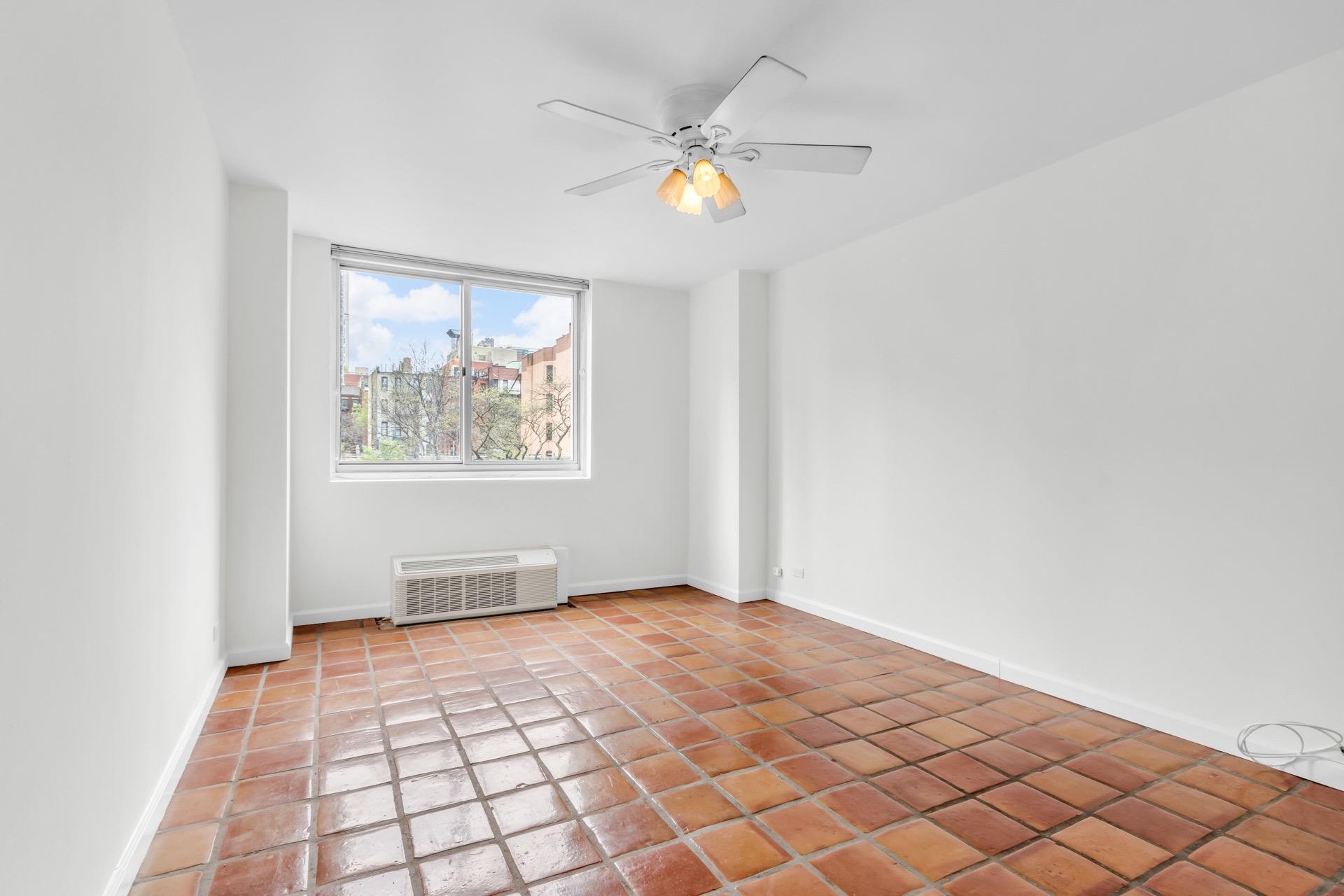 Coop 93rd  Manhattan, NY 10128, MLS-852791-11