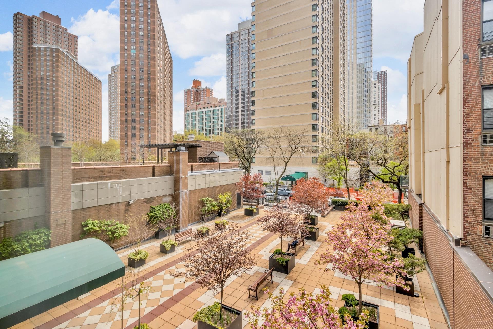 Coop 93rd  Manhattan, NY 10128, MLS-852791-32