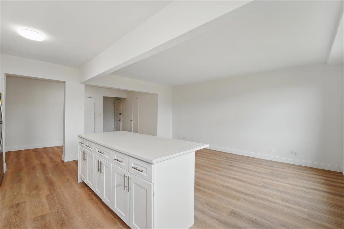 Coop Greystone  Bronx, NY 10463, MLS-852802-12