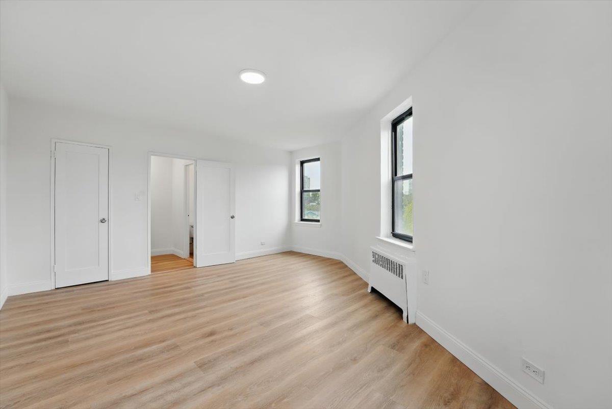Coop Greystone  Bronx, NY 10463, MLS-852802-16