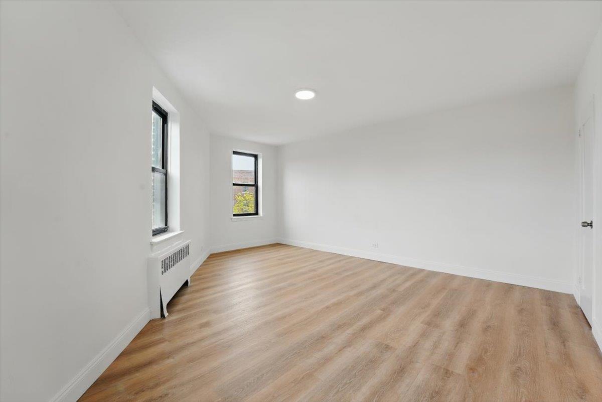 Coop Greystone  Bronx, NY 10463, MLS-852802-17