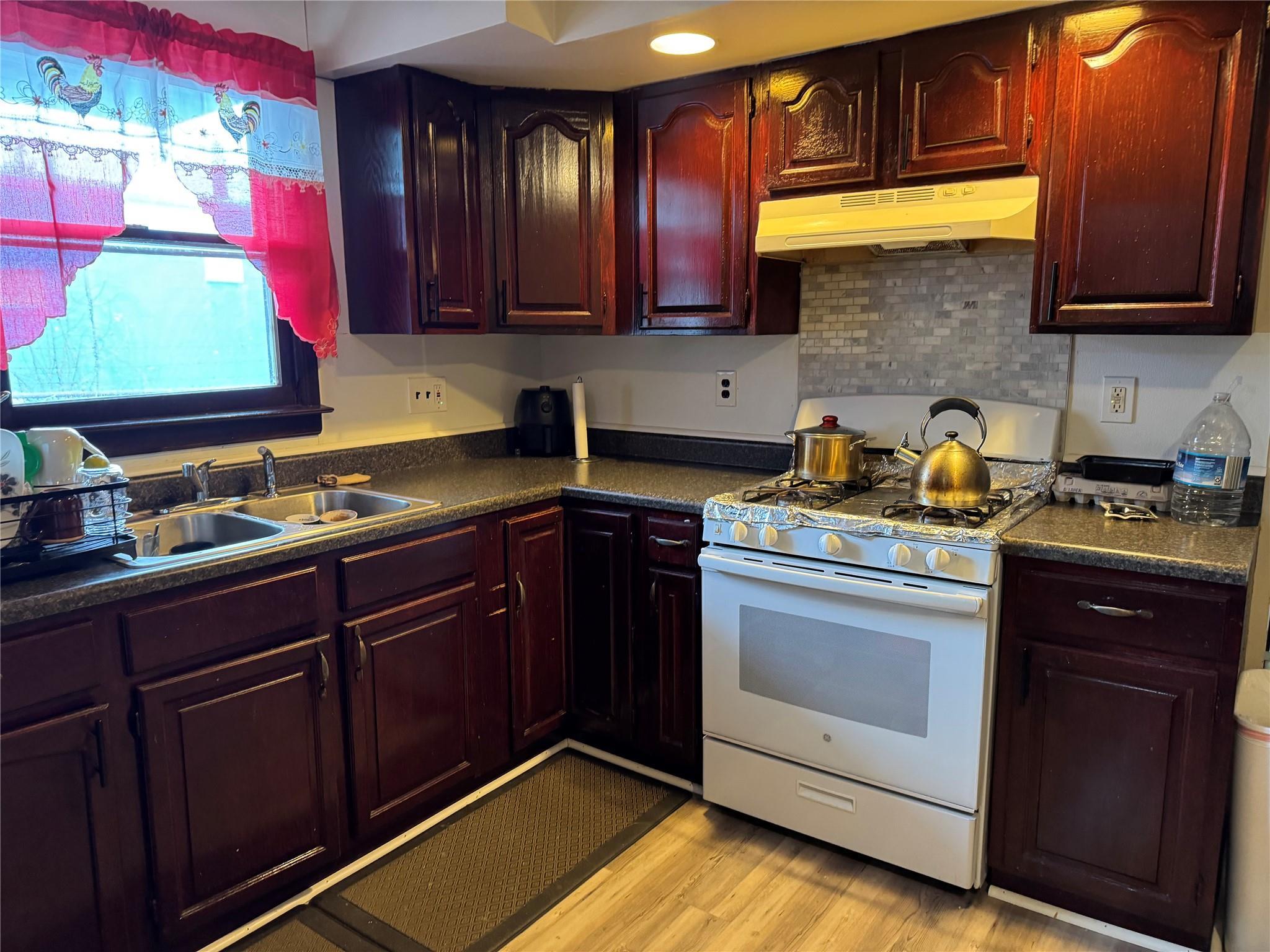 Single Family North  Orange County, NY 10940, MLS-852812-10