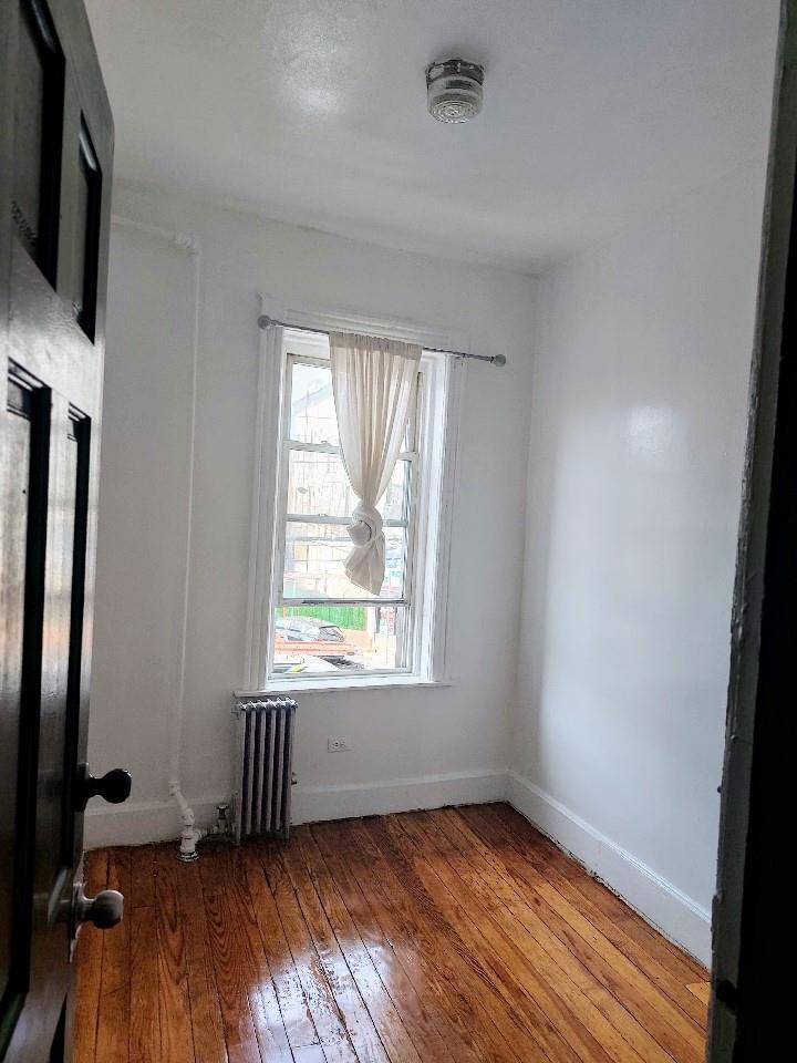 Apartment Ridgewood  Brooklyn, NY 11208, MLS-852813-6