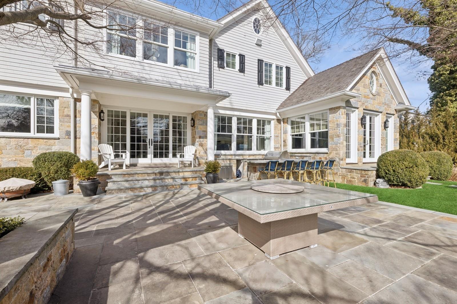 Single Family 4th  Nassau County, NY 11530, MLS-852820-41